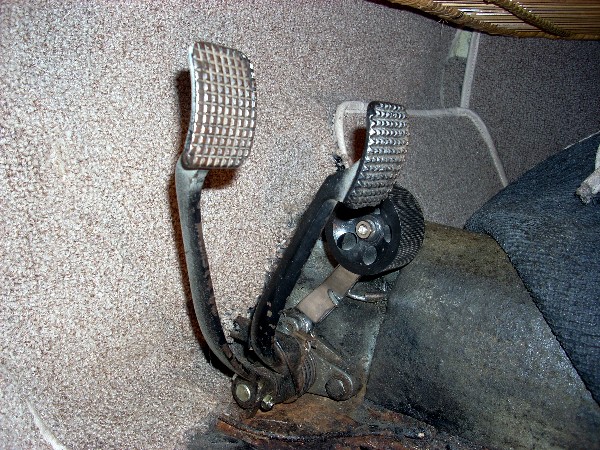 Web clutchpedal.jpg