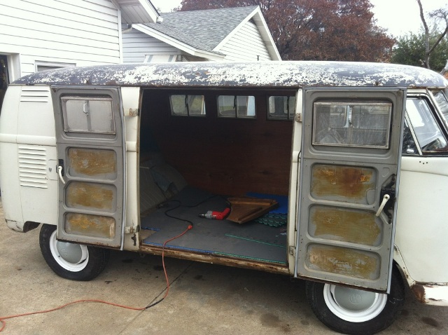 cargo doors old.jpg