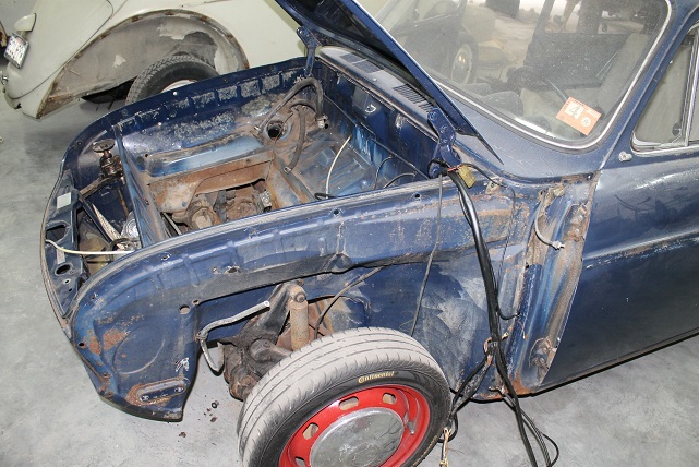 squareback 003.JPG